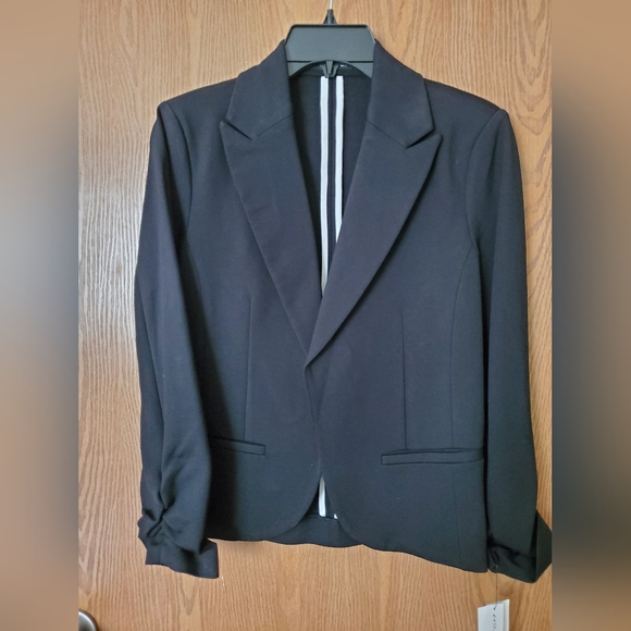 NWT Amanda + Chelsea Blazer - Picture 5 of 7